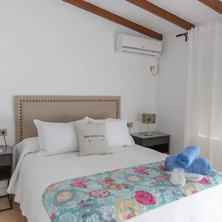 Casa Con Jardín Junto A La Playa *