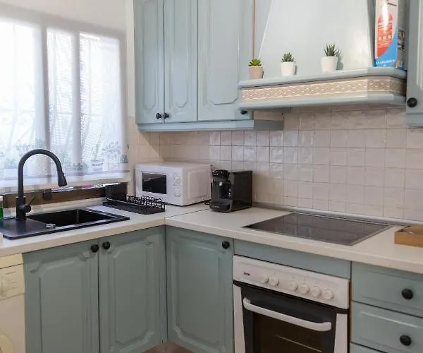 Casa Con Jardin Junto A La Playa *