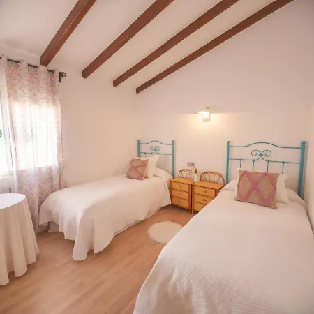 Apartamento Casa Con Jardín Junto A La Playa *