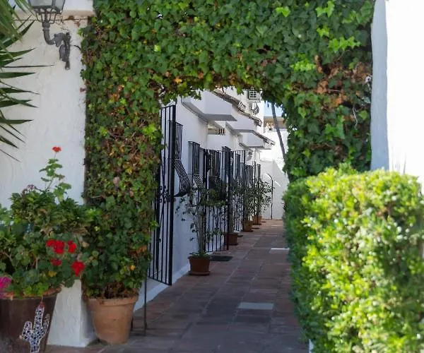 Apartamento Casa Con Jardín Junto A La Playa